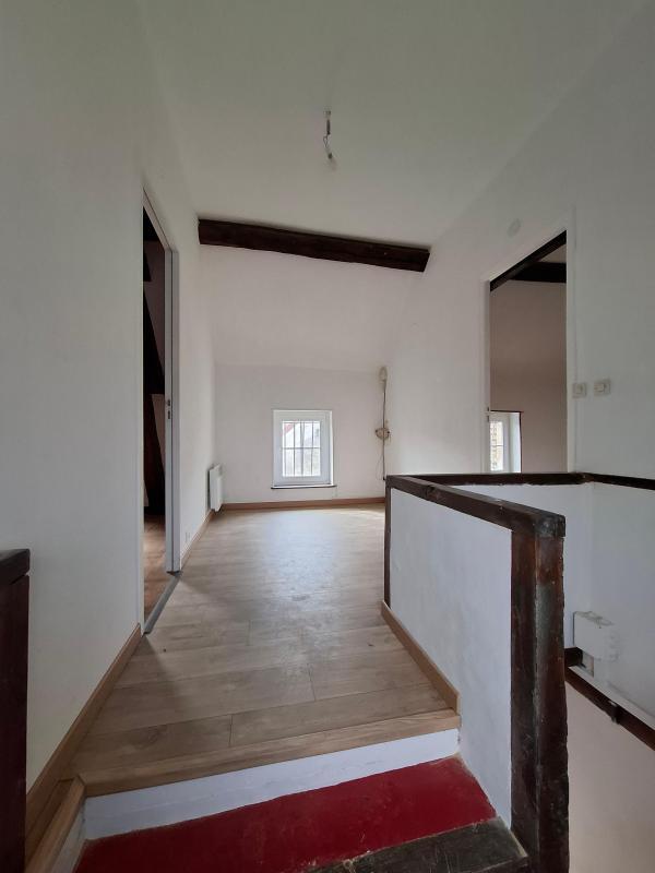 Appartement - 96 m² - 2 pièces