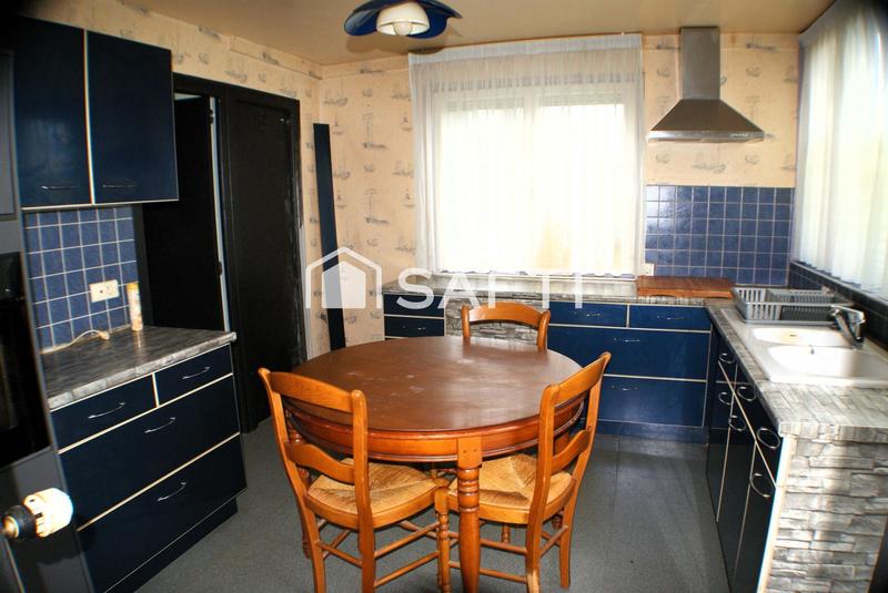 Maison - 199 m² - 8 pièces