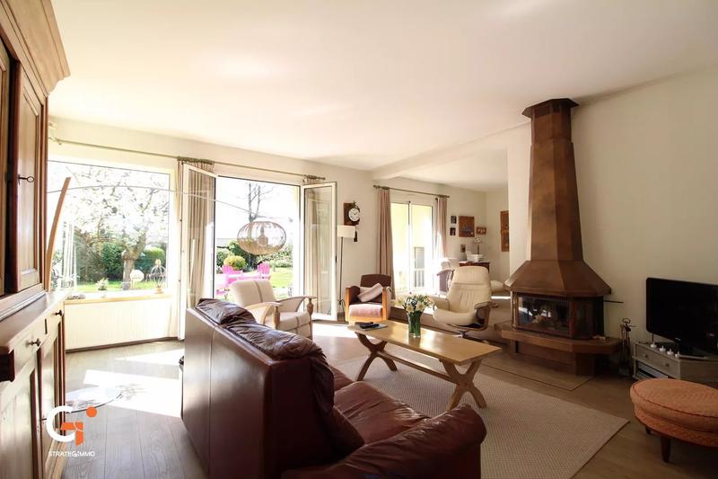 Maison - 174 m² - 7 pièces