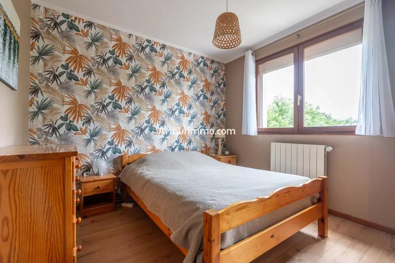 Maison - 200 m² - 8 pièces