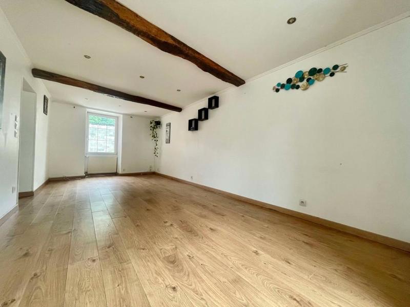 Maison de village - 105 m² - 4 pièces