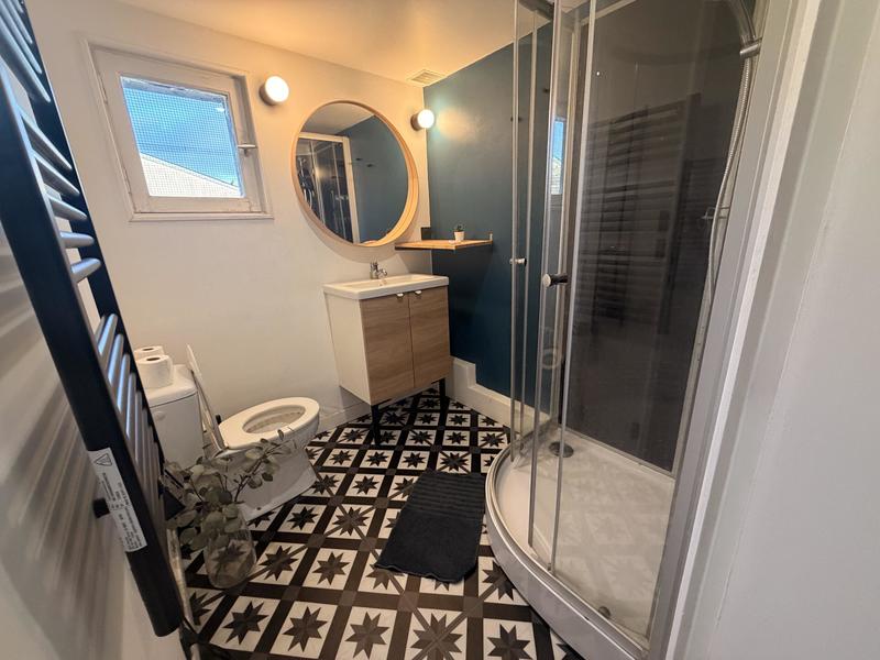 Appartement - 85 m² - 6 pièces