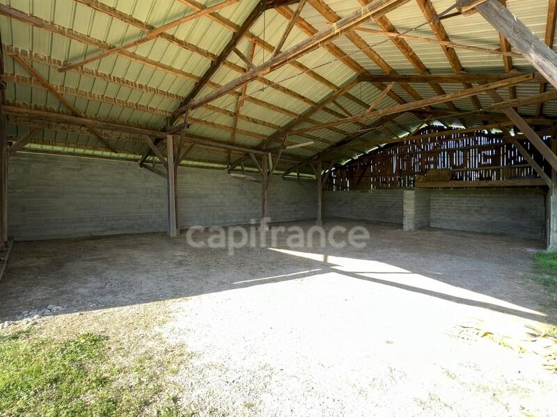 Grange - 267 m² - 1 pièce