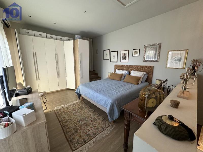 Maison - 185 m² - 6 pièces