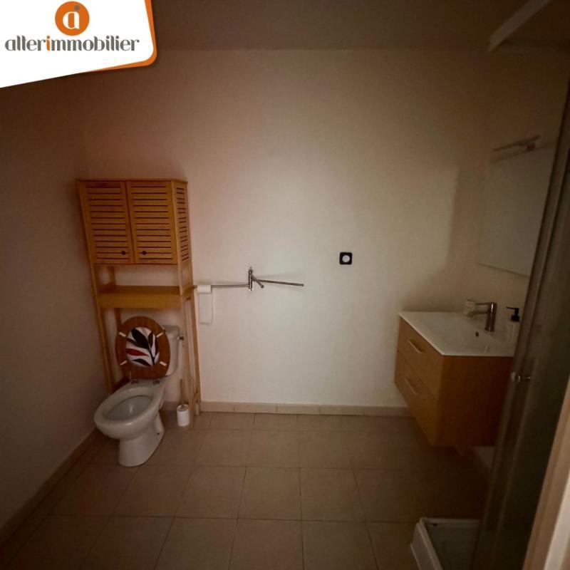 Studio - 24 m² - 1 pièce