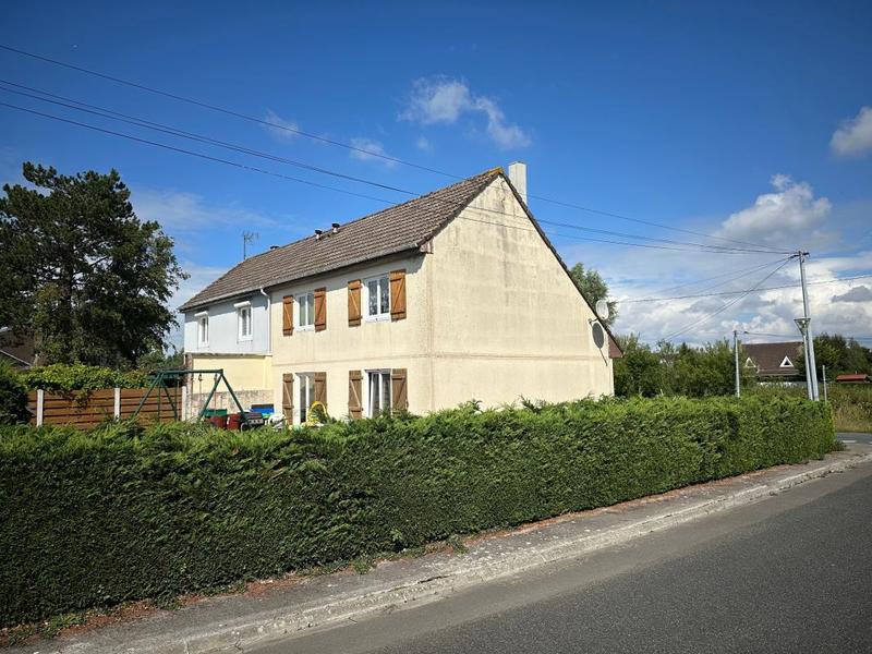 Maison - 93 m² - 4 pièces