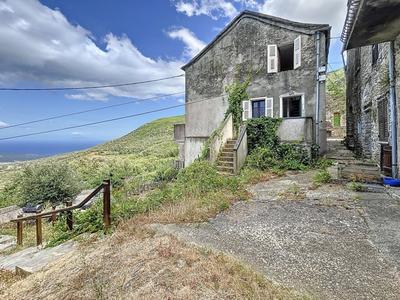 Maison de village - 66 m² - 5 pièces