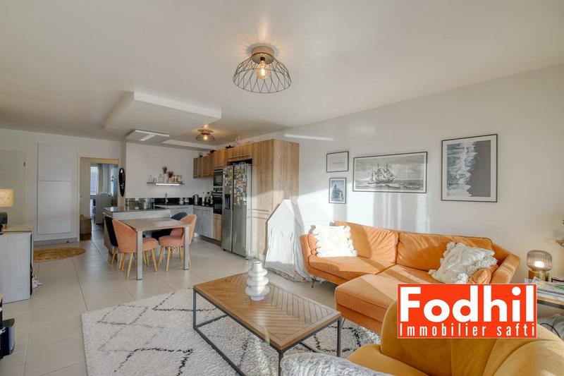 Appartement - 86 m² - 4 pièces