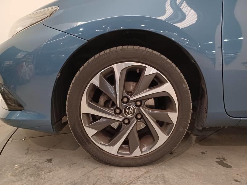 Toyota Auris 1.2t Design