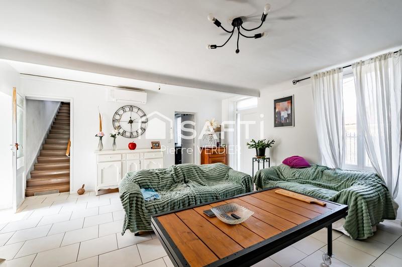 Maison - 250 m² - 8 pièces