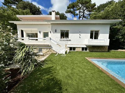 Villa - 160 m² - 5 pièces