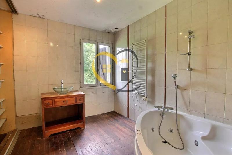 Maison de village - 90 m² - 4 pièces