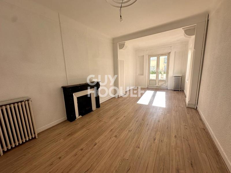 Appartement - 100 m² - 5 pièces