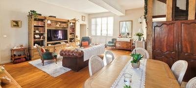 Appartement bourgeois - 140 m² - 6 pièces