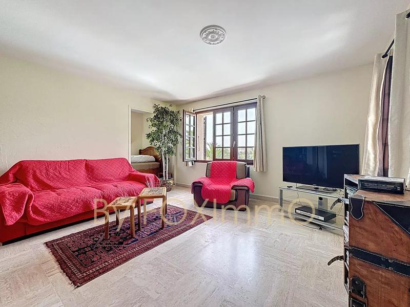 Villa - 215 m² - 7 pièces