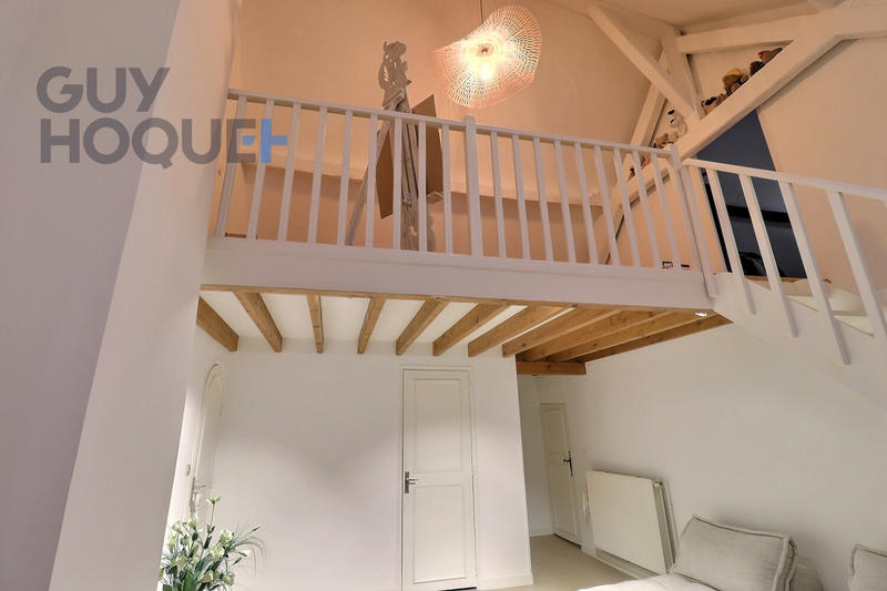 Maison - 350 m² - 8 pièces