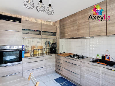 Maison - 130 m² - 7 pièces