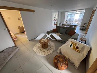 Appartement - 100 m² - 4 pièces