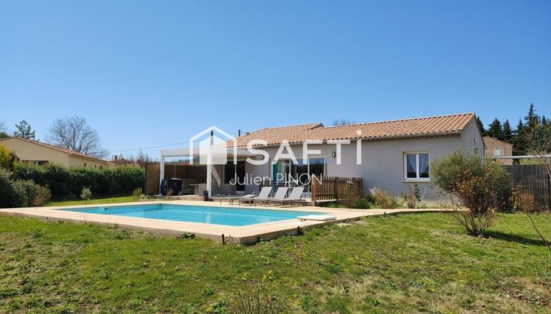 Maison - 100 m² - 5 pièces