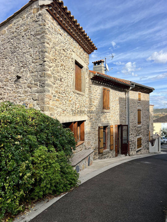 Maison de village - 125 m² - 7 pièces