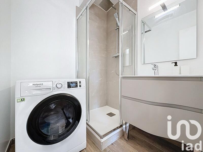 Appartement - 77 m² - 6 pièces