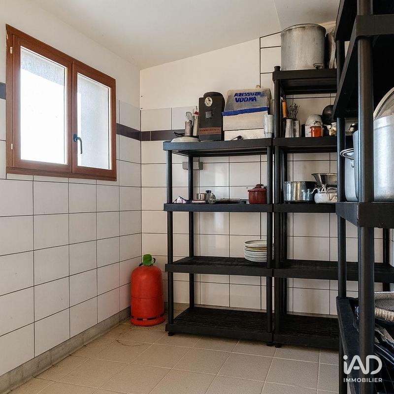 Local commercial - 930 m²