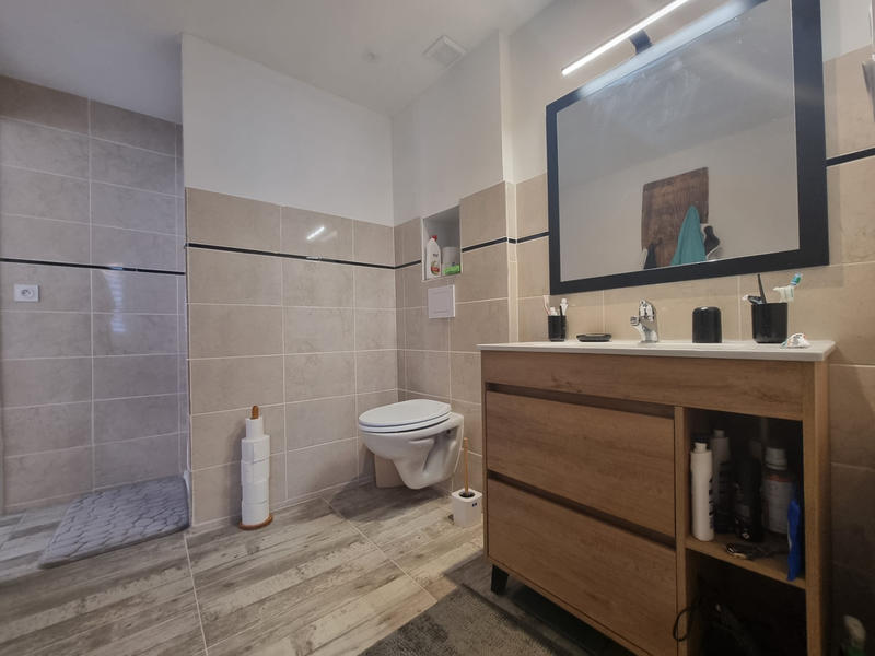 Maison - 144 m² - 8 pièces