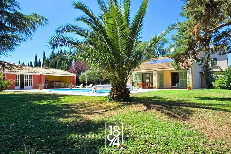 Villa - 175 m² - 5 pièces