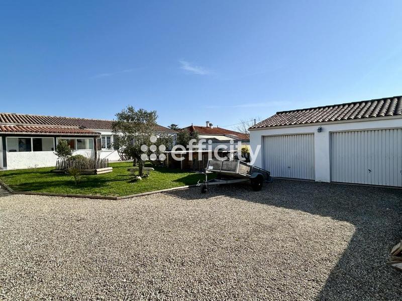 Maison - 121 m² - 6 pièces