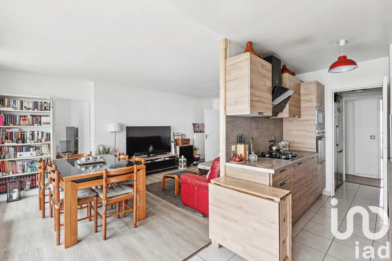 Appartement - 93 m² - 4 pièces