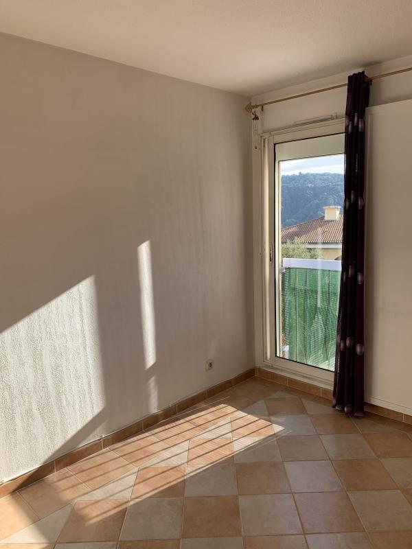 Duplex - 90 m² - 5 pièces