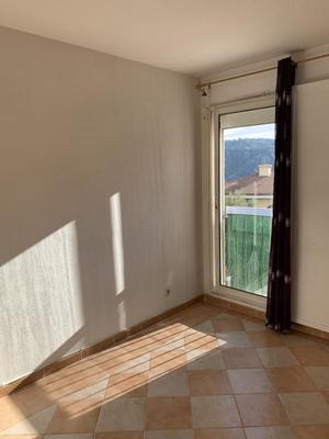 Duplex - 90 m² - 5 pièces