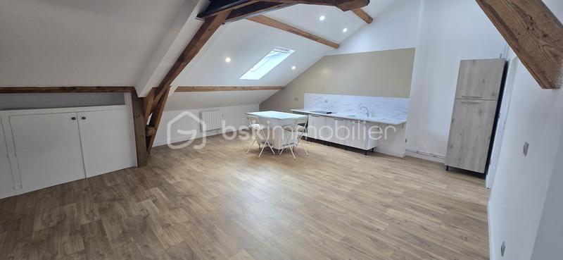 Appartement - 98 m² - 3 pièces