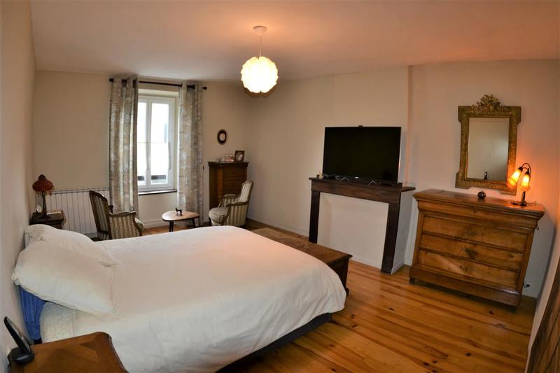 Maison de village - 98 m² - 5 pièces