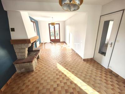 Maison - 90 m² - 5 pièces