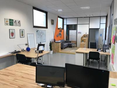 Bureau - 370 m²