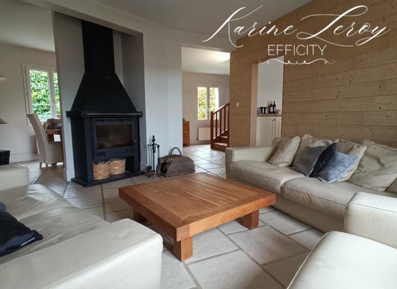 Pavillon - 200 m² - 6 pièces