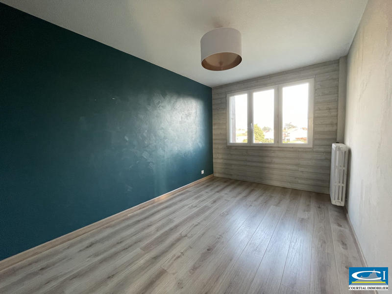 Appartement - 100 m² - 4 pièces