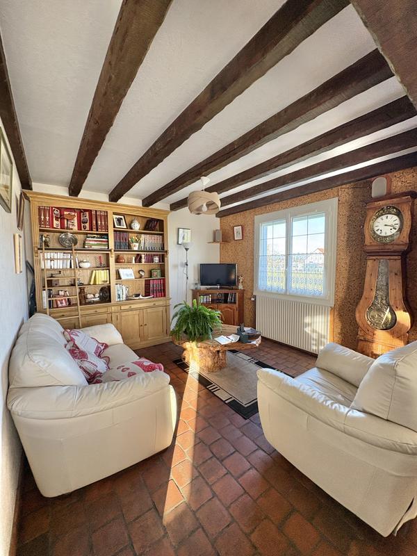 Maison traditionnelle - 89 m² - 5 pièces