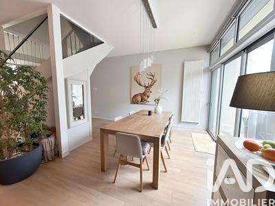 Maison - 106 m² - 5 pièces