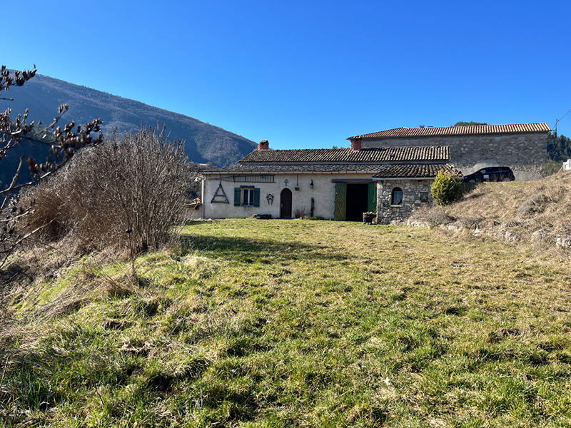 Maison - 138 m² - 6 pièces