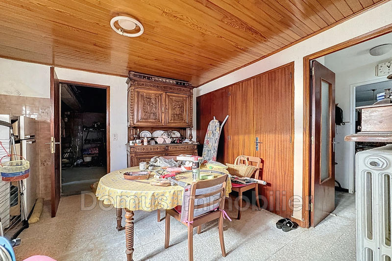 Maison - 323 m² - 16 pièces