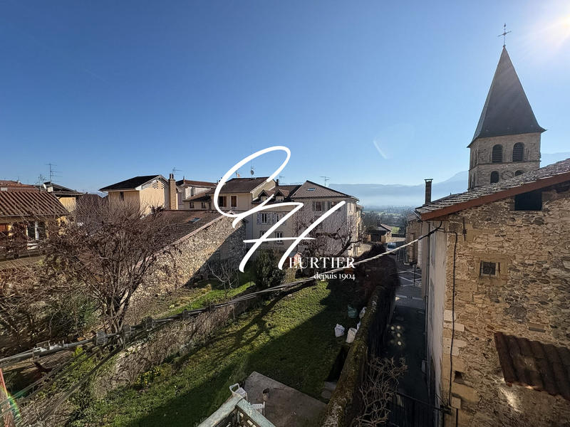 Appartement - 75 m² - 3 pièces