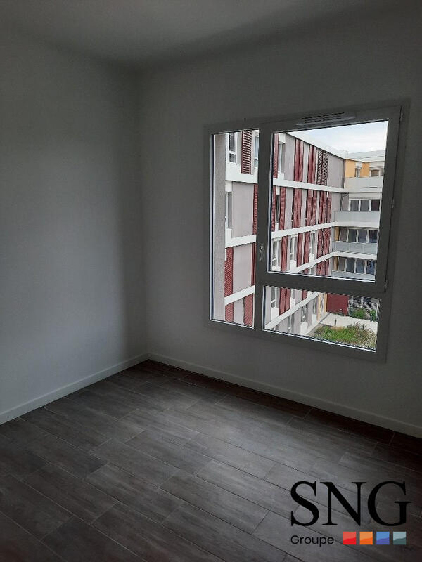 Appartement - 86 m² - 4 pièces