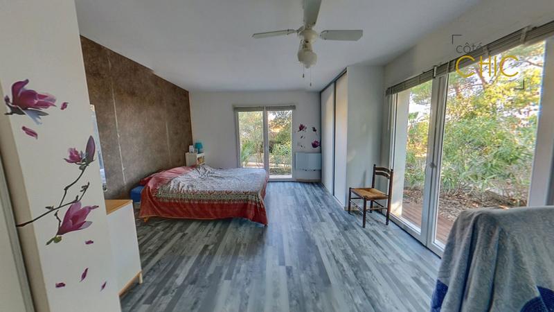 Maison - 254 m² - 7 pièces