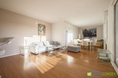 Appartement - 80 m² - 4 pièces