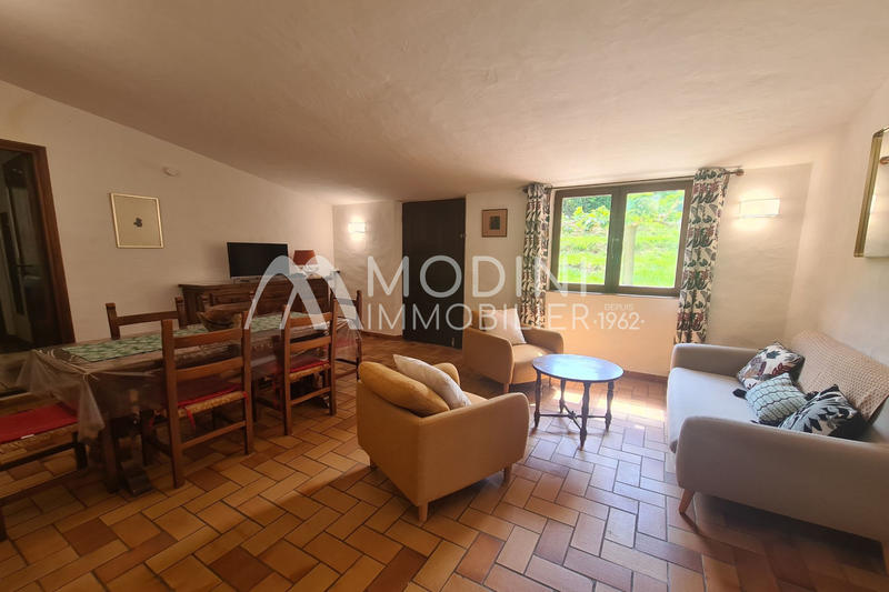 Maison - 227 m² - 8 pièces