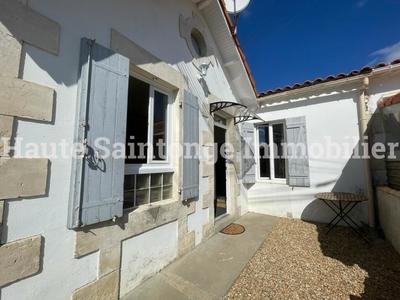 Maison de village - 70 m² - 3 pièces