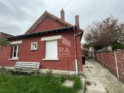 Maison - 103 m² - 8 pièces