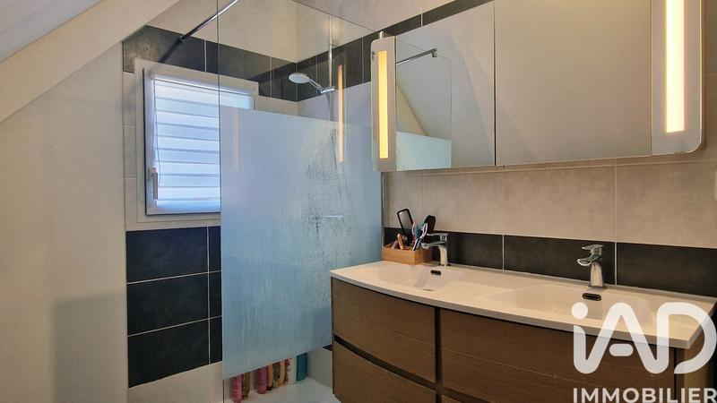 Maison - 80 m² - 5 pièces